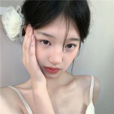 手提箱女郎